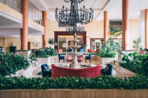 Отель Grand Muthu Golf Plaza Hotel & Spa  Сан-Мигель